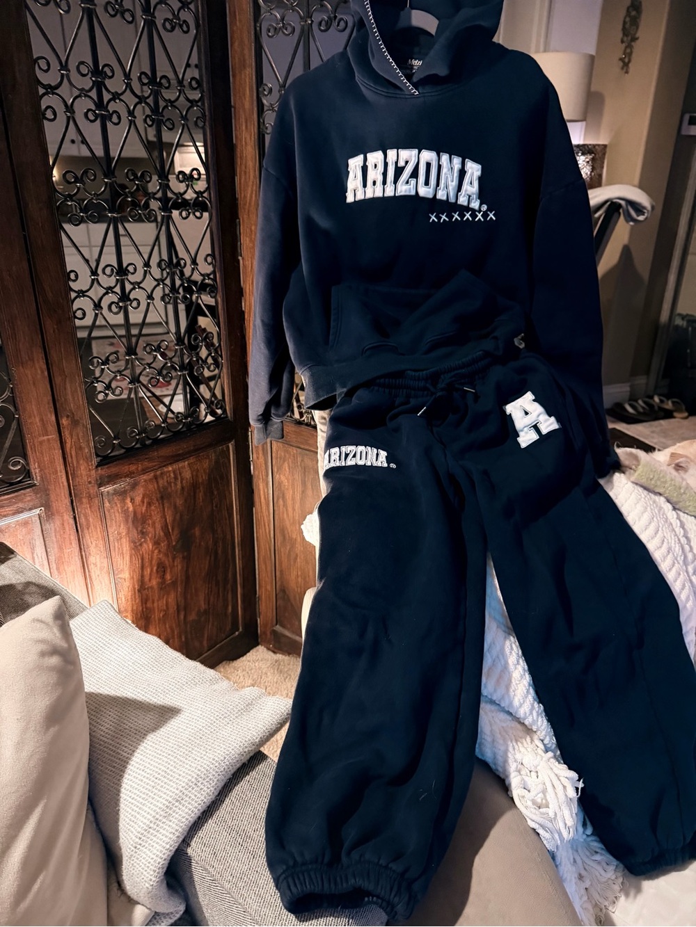 Arizona  Navy Blue Women's Sweatpants - University Logo Joggers and Sweatshirt